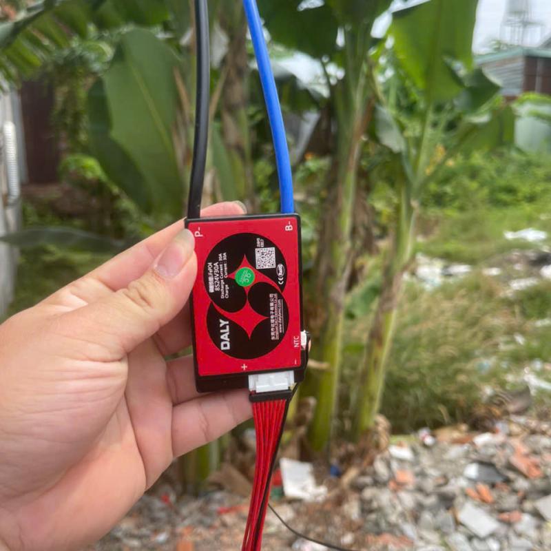 Mạch Bảo Vệ BMS 24V 8S 30A Cho 3.2V Chính Hãng DALY (Sạc Xả Chung)