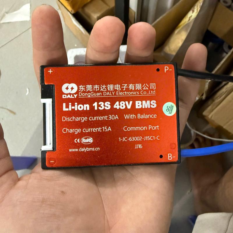Mạch Bảo Vệ BMS 48V 13S 30A Cho 3.7V Chính Hãng DALY (Sạc Xả Chung)