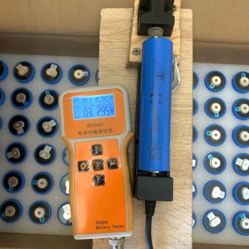 "Pin EVE 33140 LiFePO4 15Ah 3.2V - Màu Xanh, Cell Chuẩn, Hiệu Suất Cao"