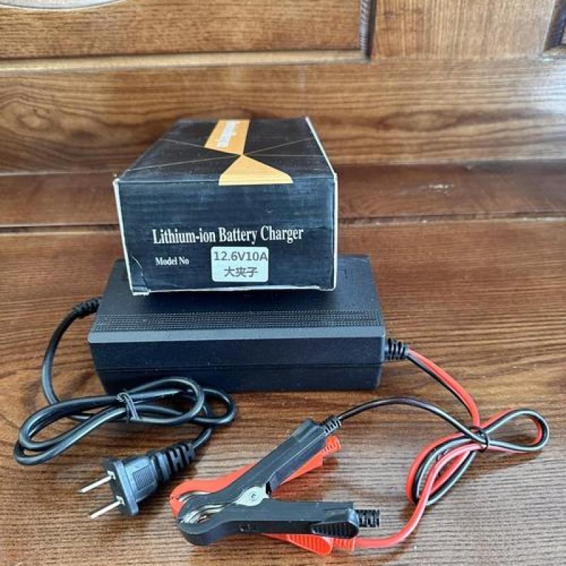 Sạc 12,6V-10A Chống Ngược Đầu Cọc( cho Pin 3S )