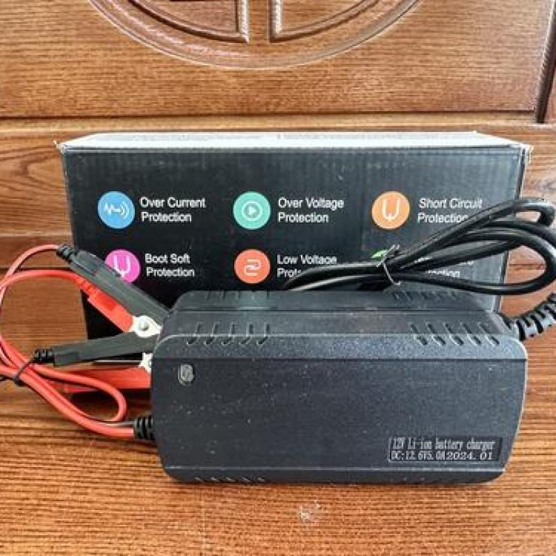 Sạc 14,6-12v-5A Chống Ngược Đầu Cọc Cho Hệ Pin 4s